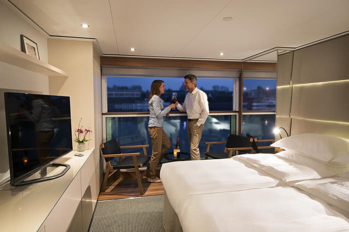 Emerald Waterways Star-Ships Accommodation Panorama Balcony Suite 4.jpg
